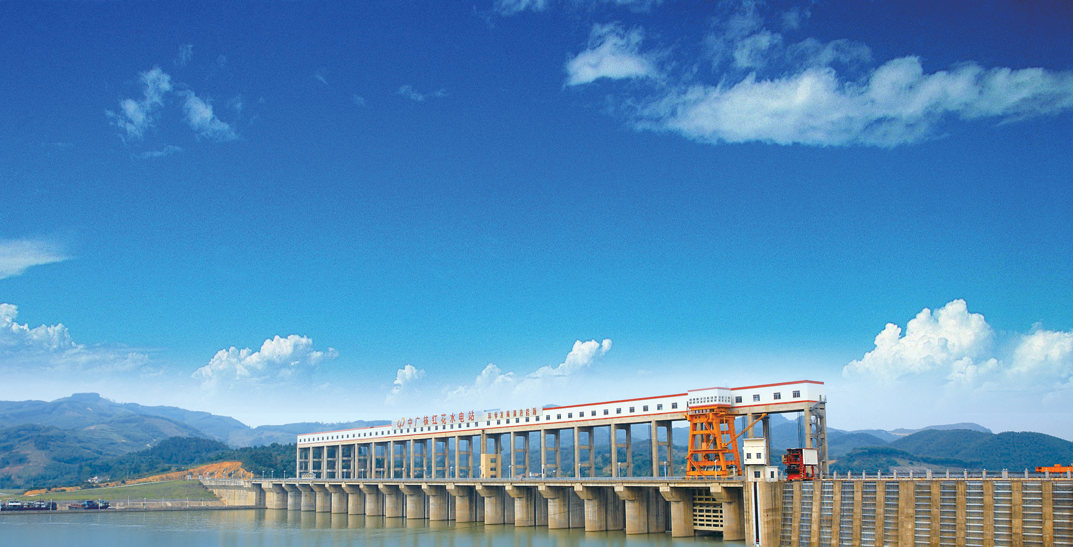 f6e934a8c7a24fa693dcff7ac0a440ae