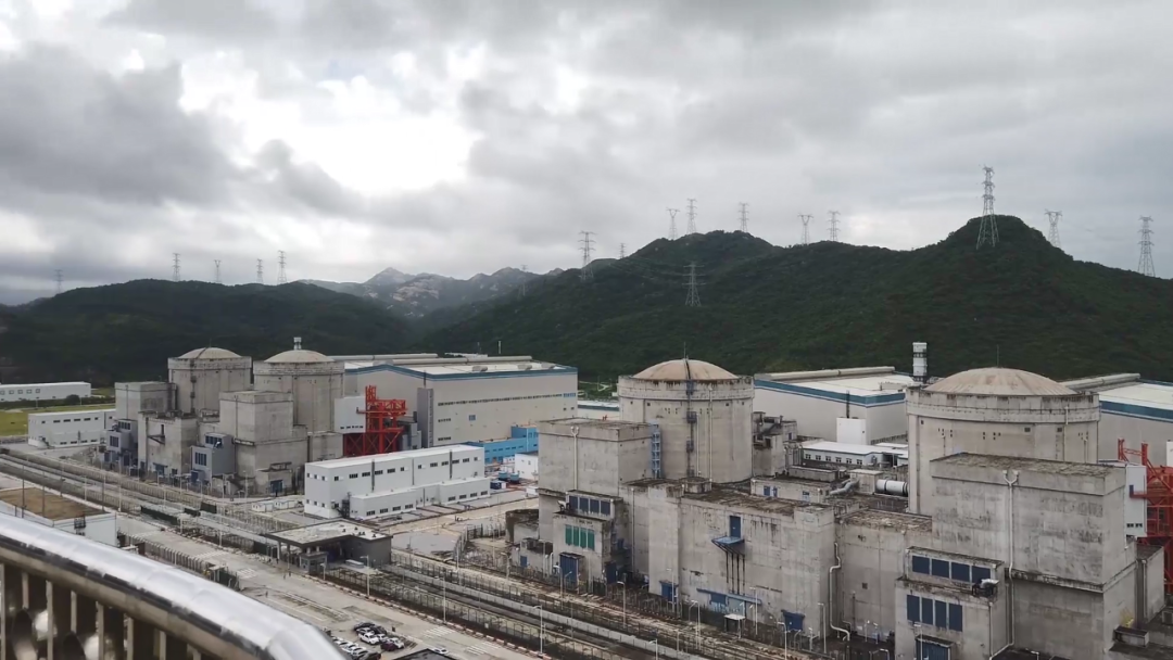 49ba9e8e5e1d4f92959ff43f8fbe4b32