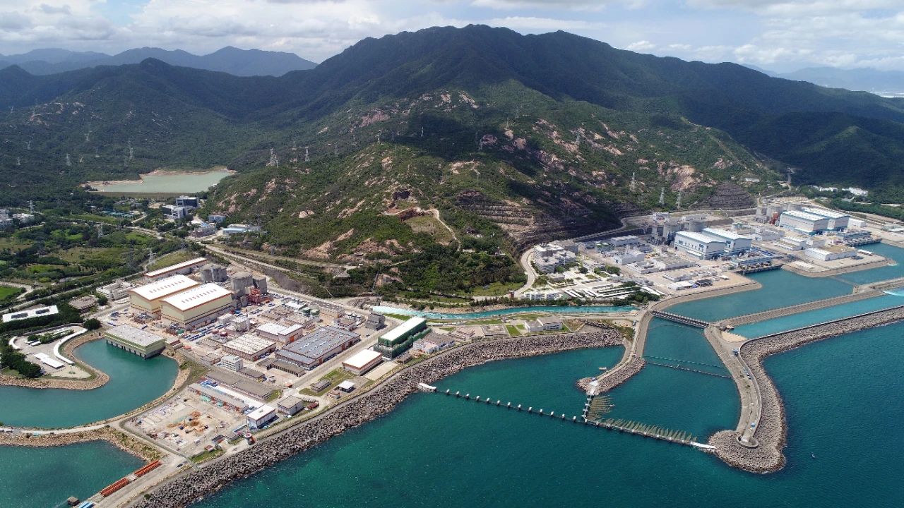 f7e7a897ff93493eaf86fec48f562153